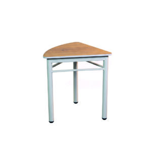 Mesa Prejardín Triangular (2 a 4 años)